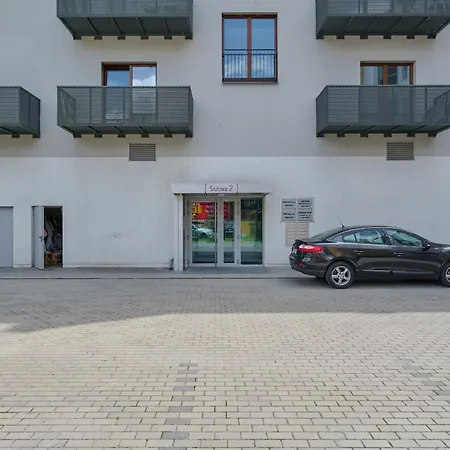 Apartmán Srutowa By Renters *