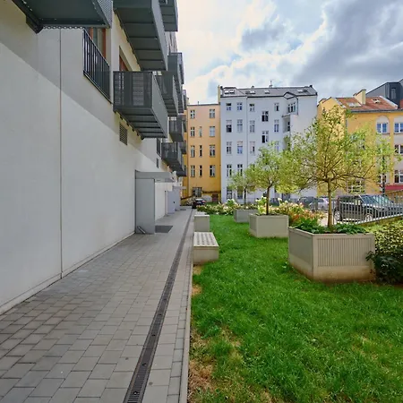 Srutowa By Renters Apartmán *