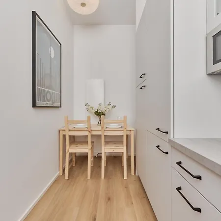 Srutowa By Renters Apartmán