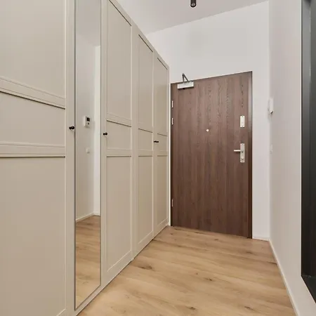 아파트 Srutowa By Renters